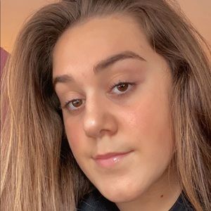 Meet your Posher, Marissa